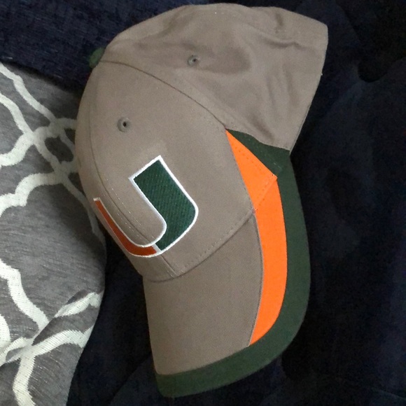 UM Cap - Picture 3 of 3